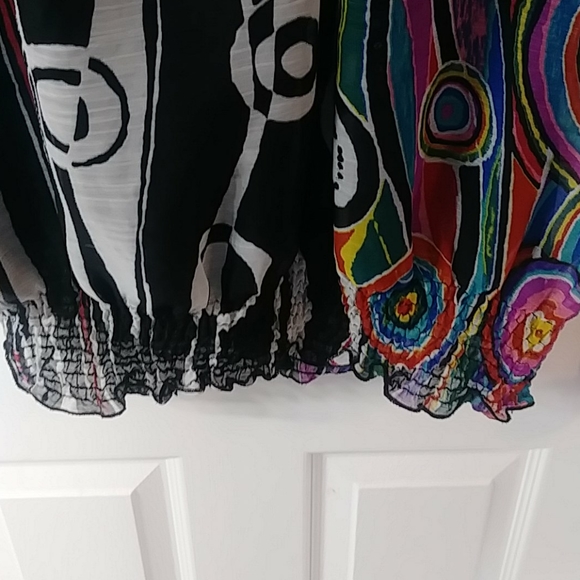 Blouse - Picture 2 of 6